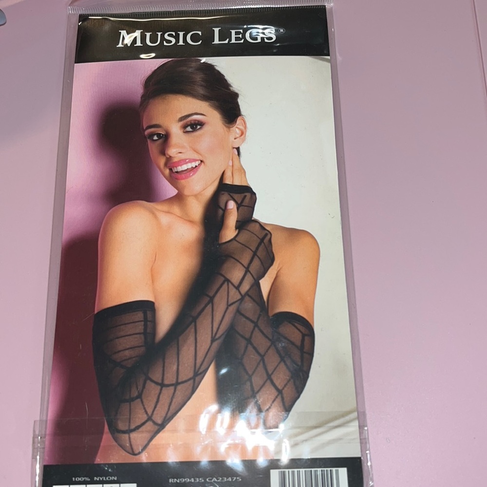 Spider web arm warmers